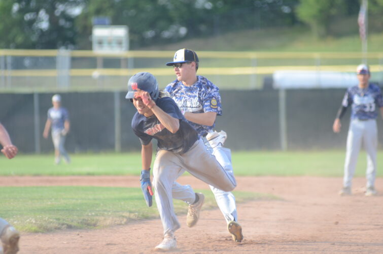 Wildthings Rally to Down Jefferson County, 5-3